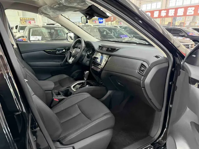 Nissan X-Trail — Фото автомобиля 14