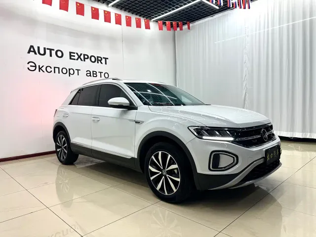 Volkswagen T-Roc — Фото автомобиля 3
