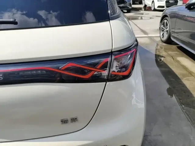 BYD Dolphin — Фото автомобиля 7