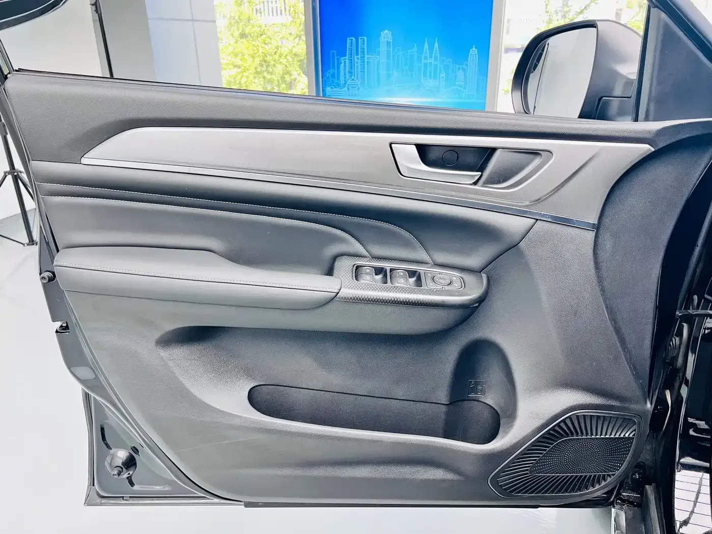 Haval Haval M6 2021 PLUS 1.5T DCT Luxury Smart Connect — Фото автомобиля 11