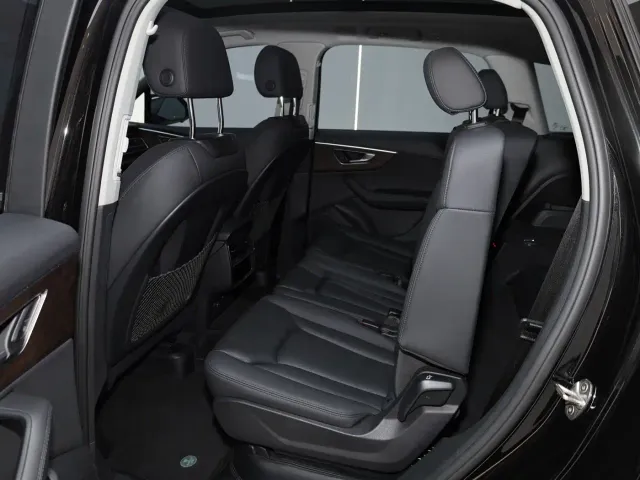 Audi Q7 — Фото автомобиля 26