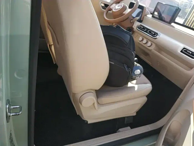 Wuling Hongguang Mini EV — Фото автомобиля 24