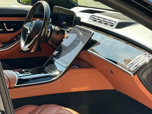 Mercedes-Benz Maybach S-Class — Фото автомобиля 10