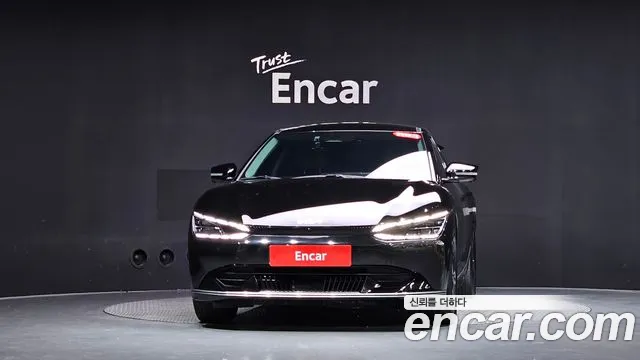 Kia EV6 — Фото автомобиля 2
