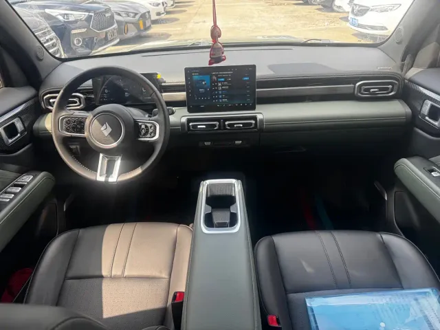 Baojun Yep Plus — Фото автомобиля 4