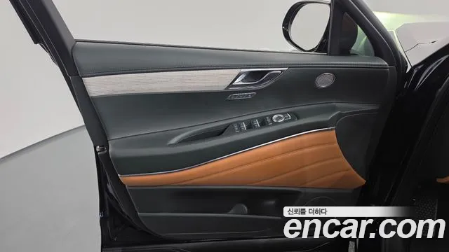 Genesis GV80 — Фото автомобиля 13