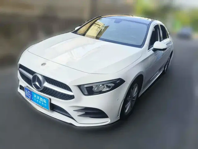 Фотография автомобиля — Mercedes-Benz A-Class