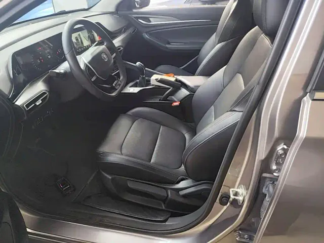 Changan Eado — Фото автомобиля 14