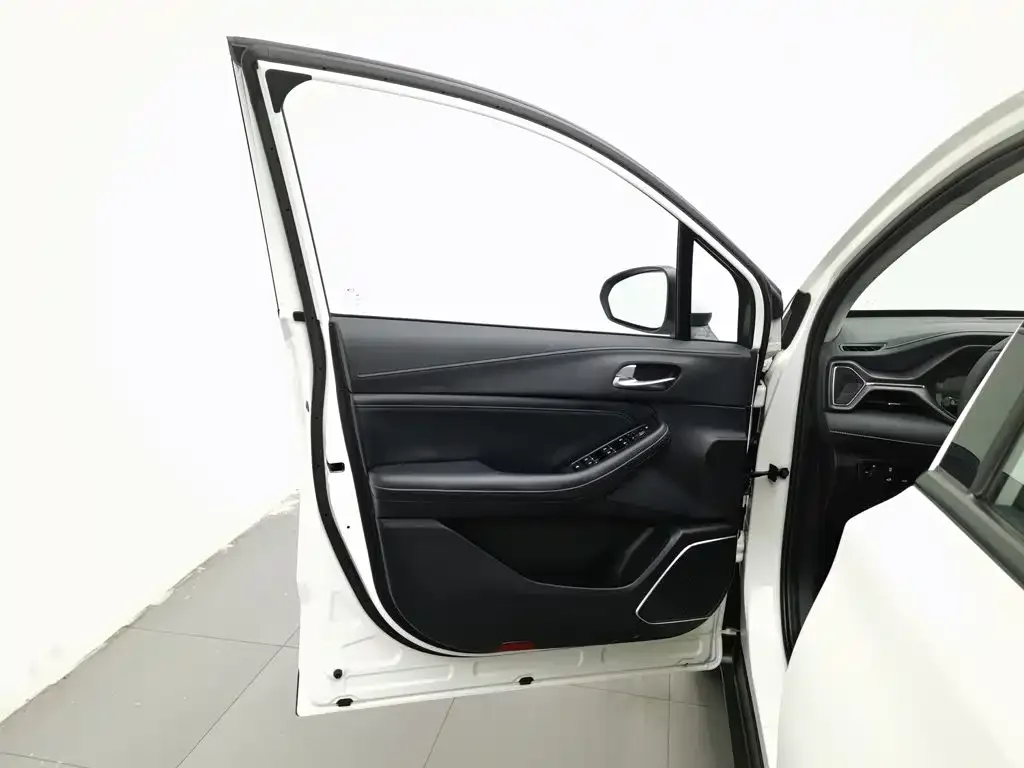 GAC Trumpchi Trumpchi GS4 2022 270T Auto Tech Edition — Фото автомобиля 8