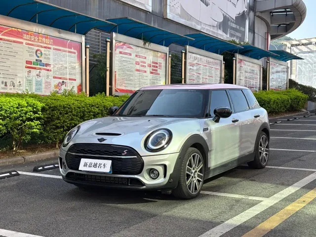 Фотография автомобиля — MINI Clubman