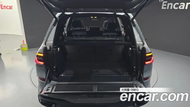 BMW X7 G07 — Фото автомобиля 30