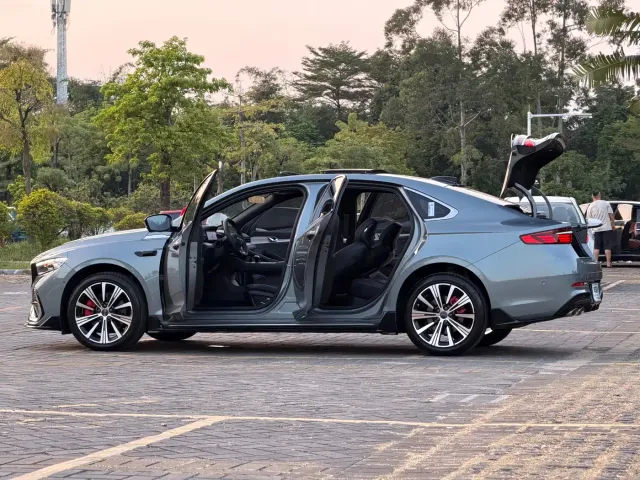 Geely Xingrui — Фото автомобиля 28