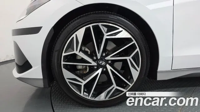 Hyundai Ioniq 6 — Фото автомобиля 5