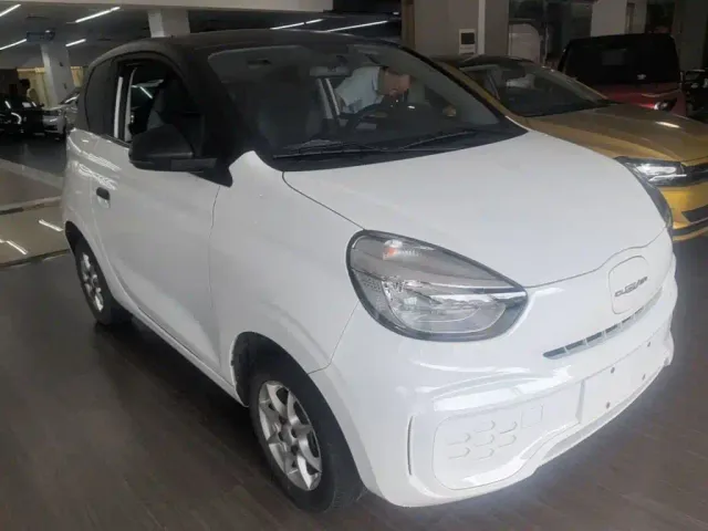Roewe Clever — Фото автомобиля 21