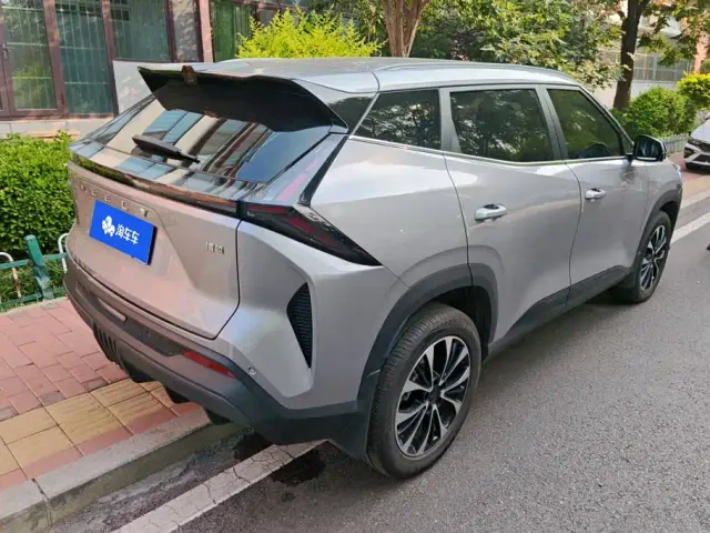Geely Boyue — Фото автомобиля 3