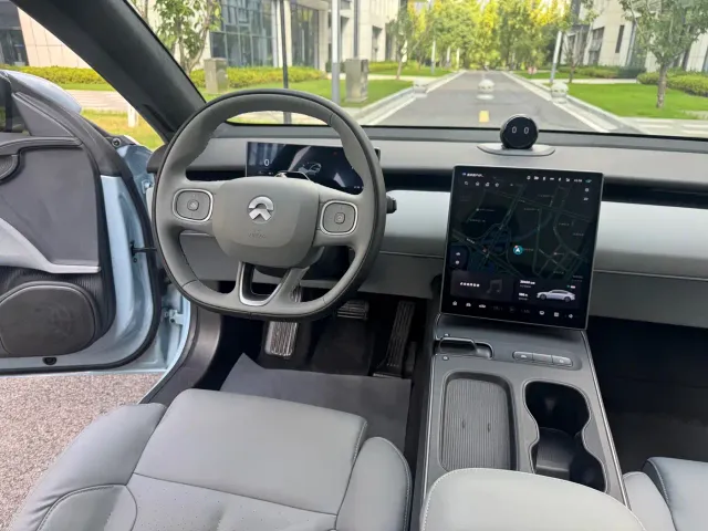 Nio ET5 — Фото автомобиля 14