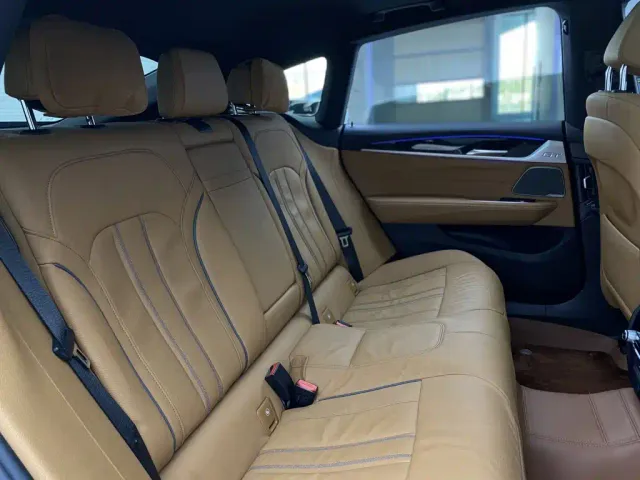 BMW 6 Series Gran Turismo — Фото автомобиля 25