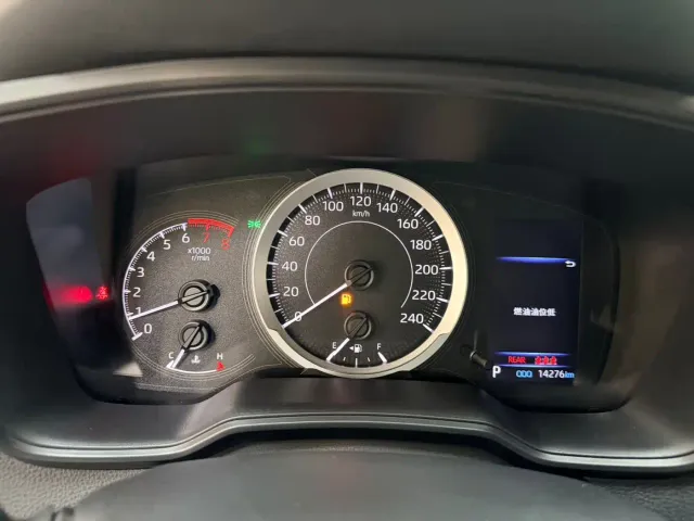 Toyota Corolla — Фото автомобиля 12