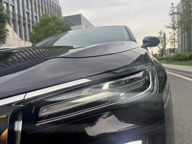 Hongqi H5 — Фото автомобиля 2