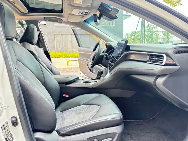 Toyota Camry — Фото автомобиля 7