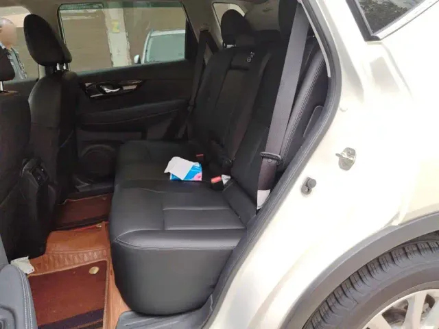 Nissan X-Trail — Фото автомобиля 13