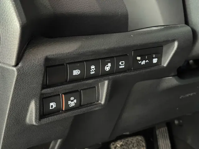 Toyota Granvia — Фото автомобиля 15