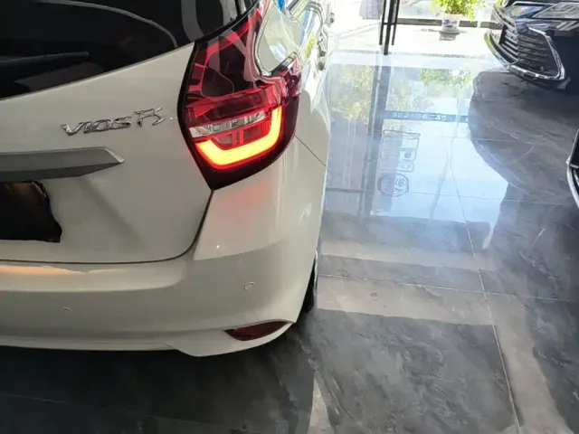 Toyota Vios FS — Фото автомобиля 7