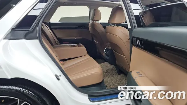 Hyundai Grandeur GN7 — Фото автомобиля 17
