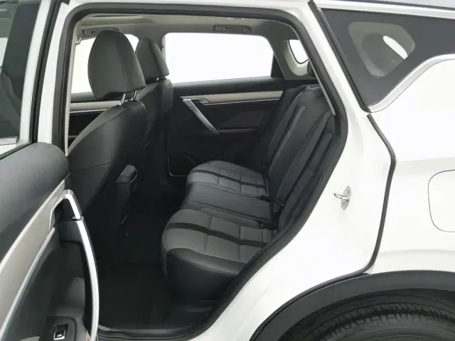 Geely Binyue — Фото автомобиля 15