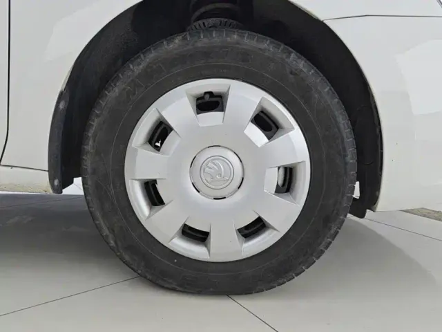 Škoda Rapid 2019 Facelift 1.5L Automatic Standard Version China VI — Фото автомобиля 6