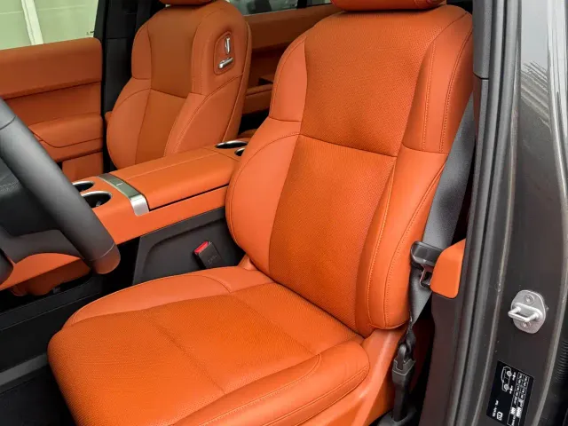 Li Auto L9 — Фото автомобиля 7