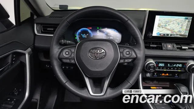 Toyota RAV4 — Фото автомобиля 12