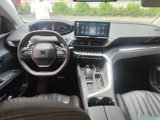 Peugeot 5008 — Фото автомобиля 5