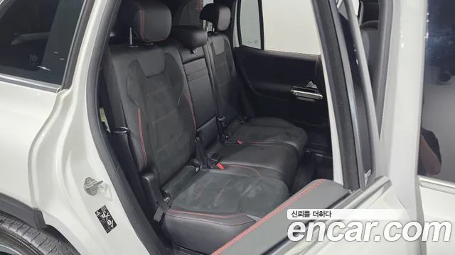 Mercedes-Benz GLB-Class — Фото автомобиля 11