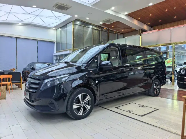Фотография автомобиля — Mercedes-Benz Vito