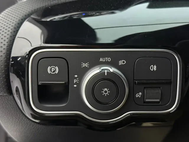 Mercedes-Benz A-Class — Фото автомобиля 15