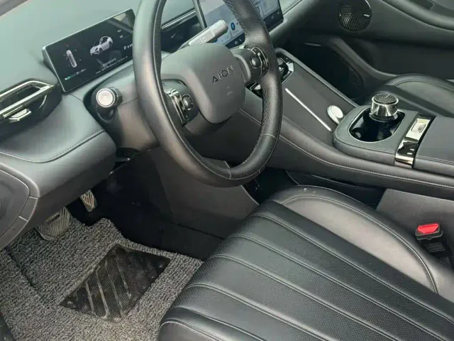 GAC Aion RT — Фото автомобиля 2