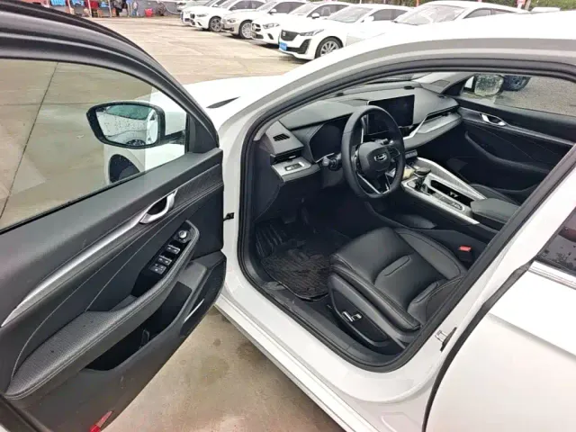Geely Xingrui — Фото автомобиля 15