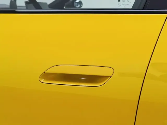 Xiaomi Auto Xiaomi SU7 Ultra 2025 Model Ultra — Фото автомобиля 18