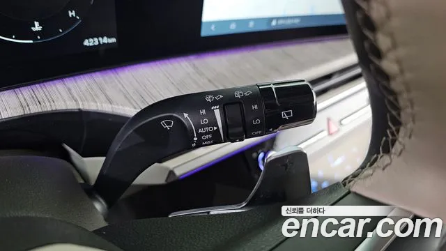 Hyundai Santa Fe MX5 — Фото автомобиля 25