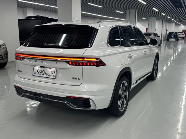 Geely Xingyue L — Фото автомобиля 17
