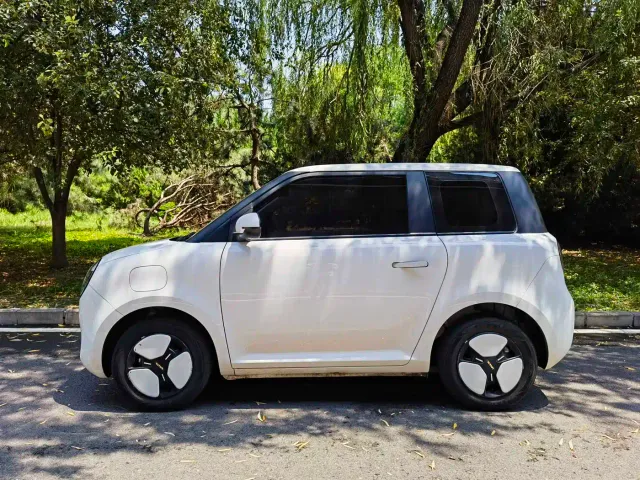 Changan Lumin — Фото автомобиля 2