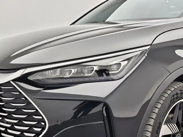 BYD Tang — Фото автомобиля 13