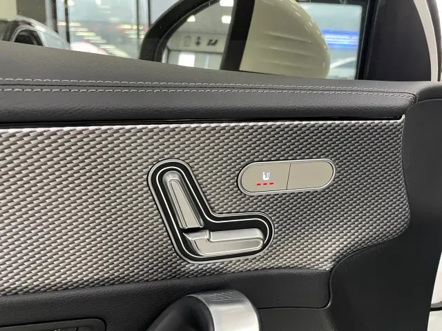 Mercedes-Benz A-Class — Фото автомобиля 5
