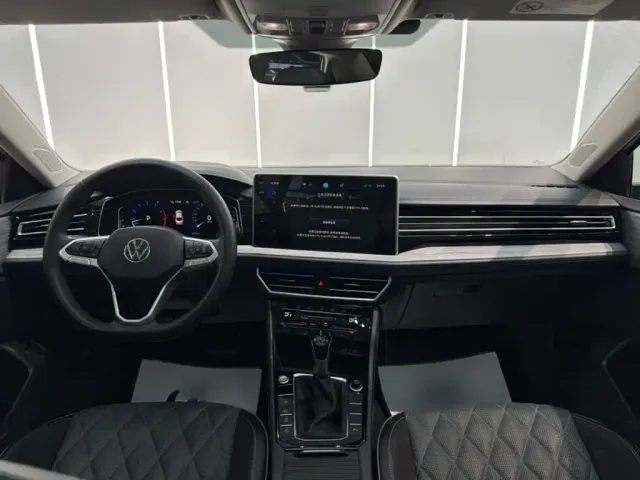 Volkswagen Sagitar — Фото автомобиля 10