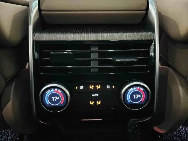 Land Rover Range Rover — Фото автомобиля 19