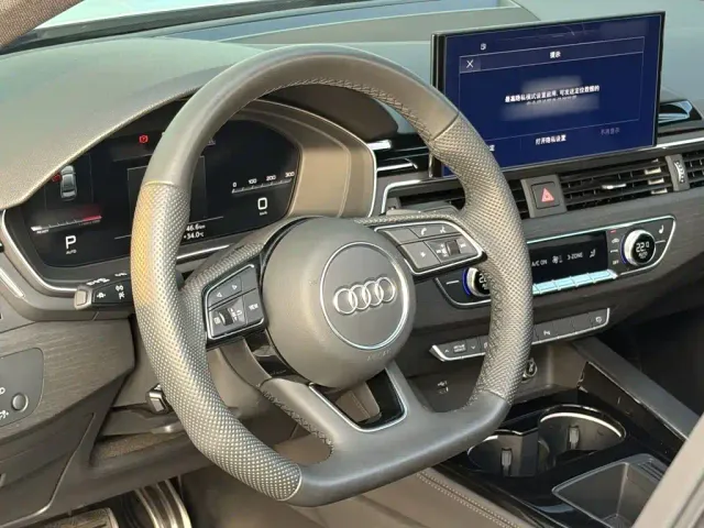 Audi A4L — Фото автомобиля 2