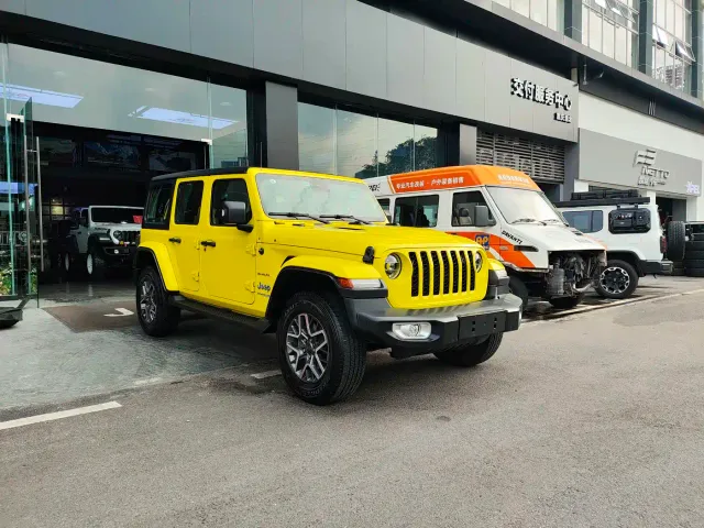 Jeep Wrangler 4xe — Фото автомобиля 3