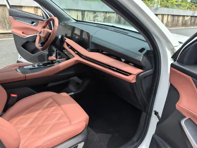 Changan CS75 Plus — Фото автомобиля 18