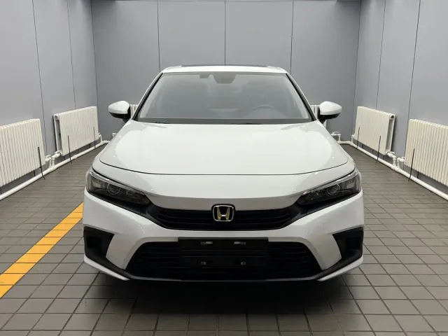 Honda Civic — Фото автомобиля 2